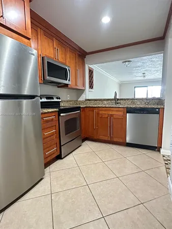 $1,950 | 851 Northeast 207th Terrace, Unit 6202, Miami, FL 33179