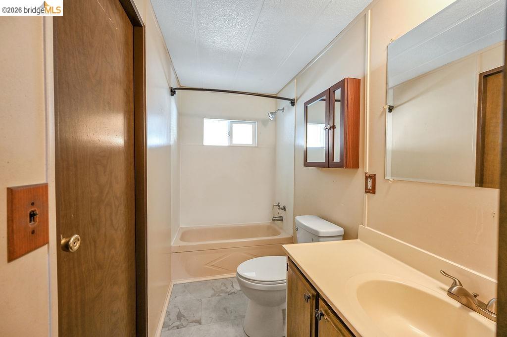 4141 Deep Creek Road, Unit 3 Fremont, CA 94555 - Photo 14 of 27