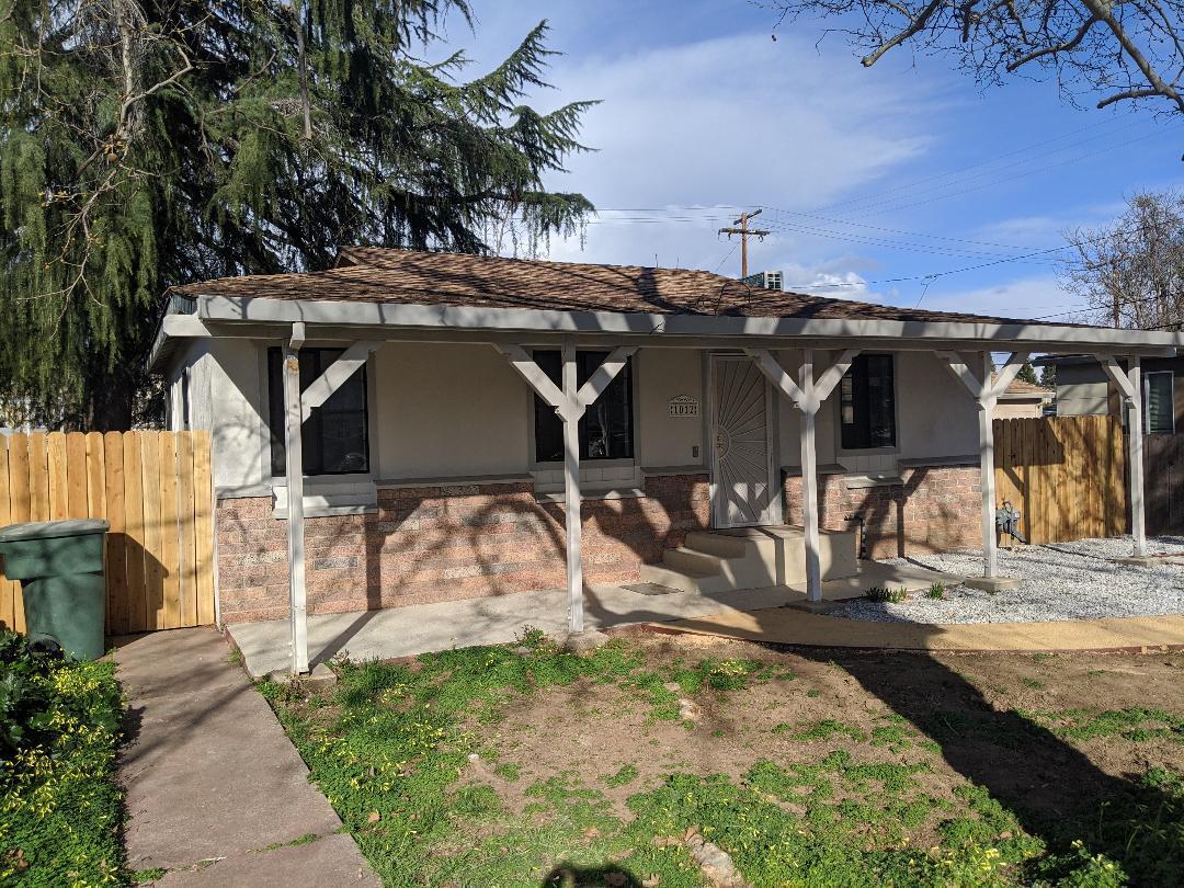 1012 State Street Redding, CA 96001 - Photo 3 of 23 an outdoor space with seating area