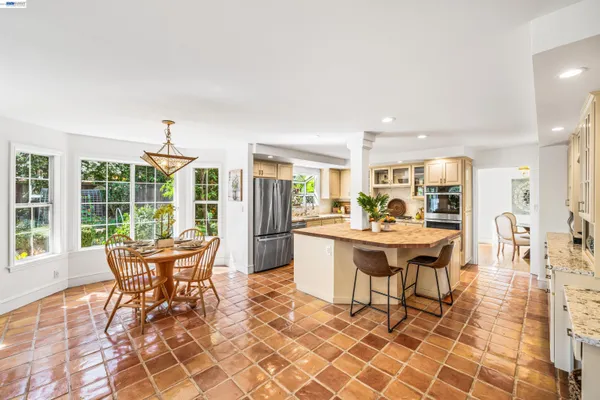 $1,899,000 | 5207 Crestline Way, Pleasanton, CA 94566
