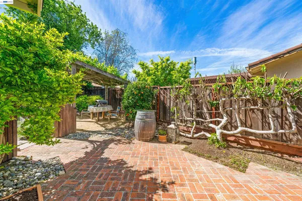 $1,899,000 | 5207 Crestline Way, Pleasanton, CA 94566