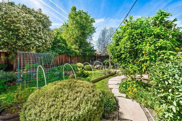 $1,899,000 | 5207 Crestline Way, Pleasanton, CA 94566