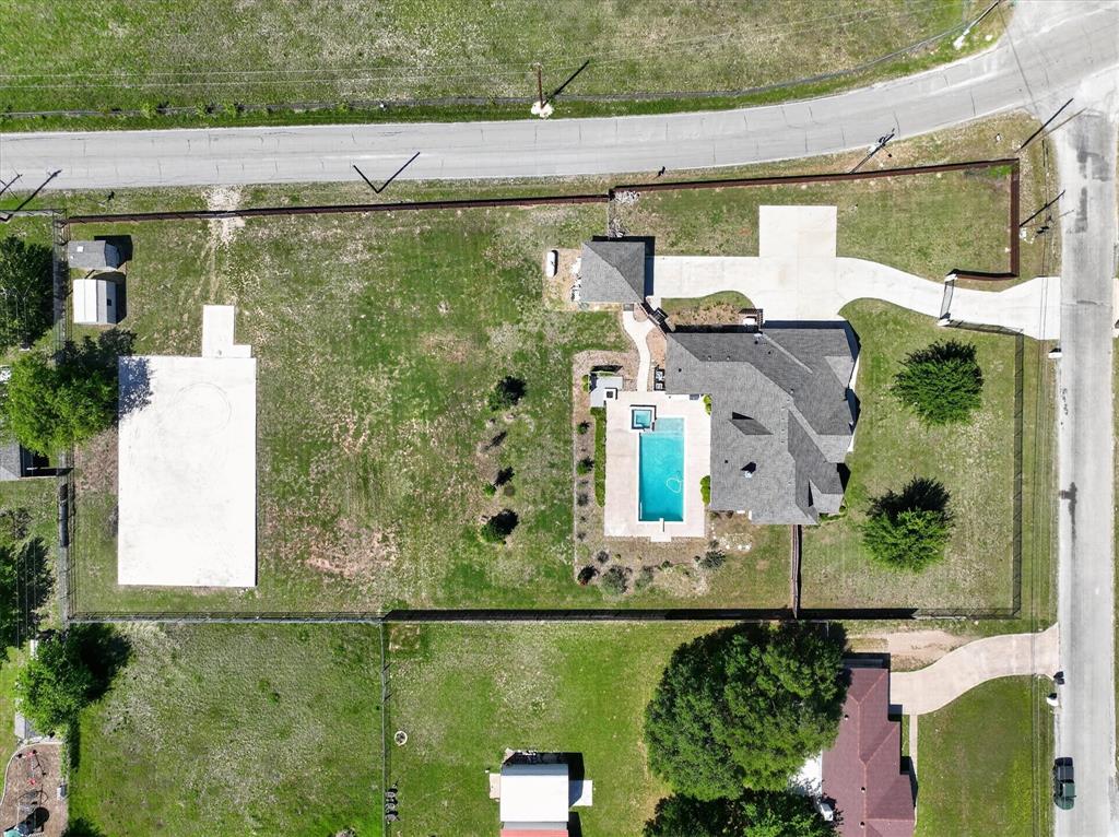 2000 Adams Lane South Azle, TX 76020 - Photo 35 of 38