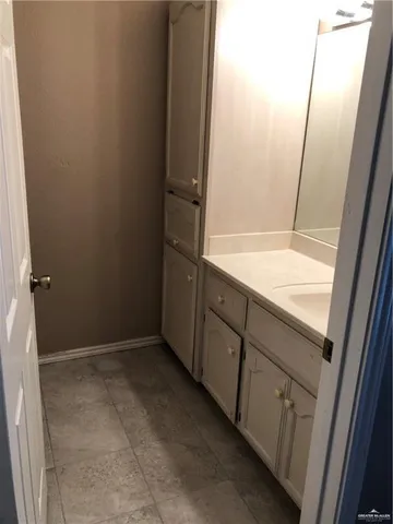 $1,150 | 1900 Summer Breeze Street, Mission, TX 78572