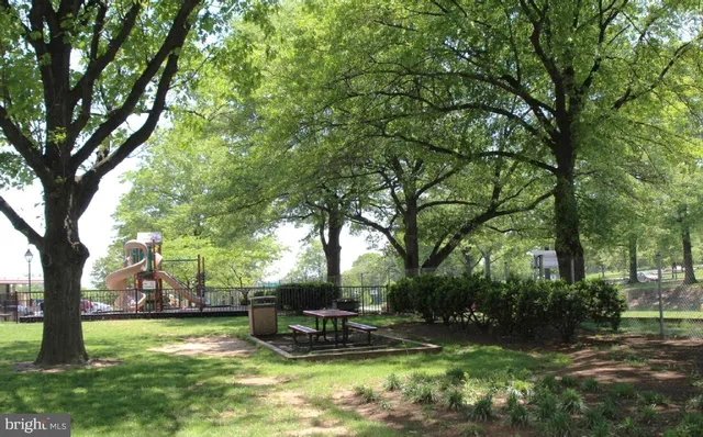 $134,900 | 1111 Arlington Boulevard, Unit 432, Arlington, VA 22209