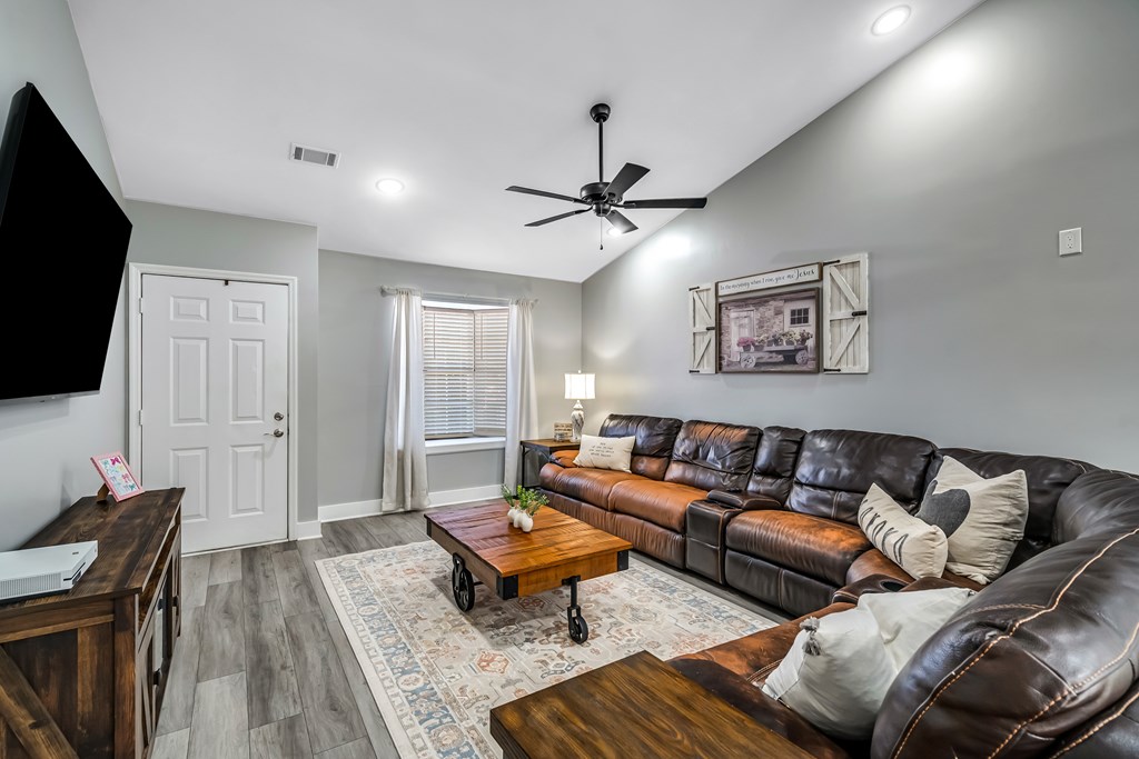 2023 Shields Road, Unit 10 Dalton, GA 30720 - Photo 6 of 41 Gallery Image 6