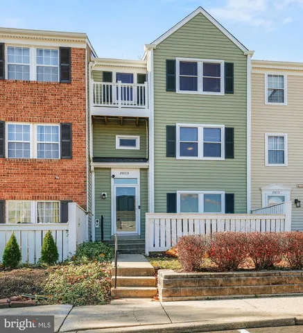 $344,900 | 20113 Locustdale Drive, Unit 304, Germantown, MD 20876