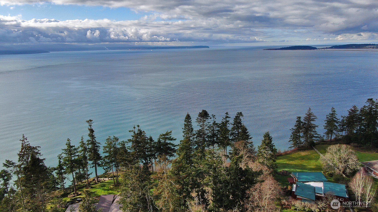 -xxx Donahey Road Coupeville, WA 98239 - Photo 2 of 11 a view of a lake from a yard