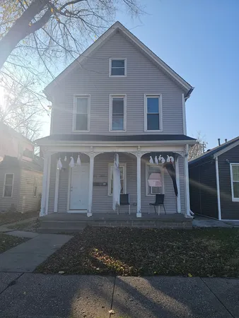 $105,000 | 1431 West 4th Street, Davenport, IA 52802