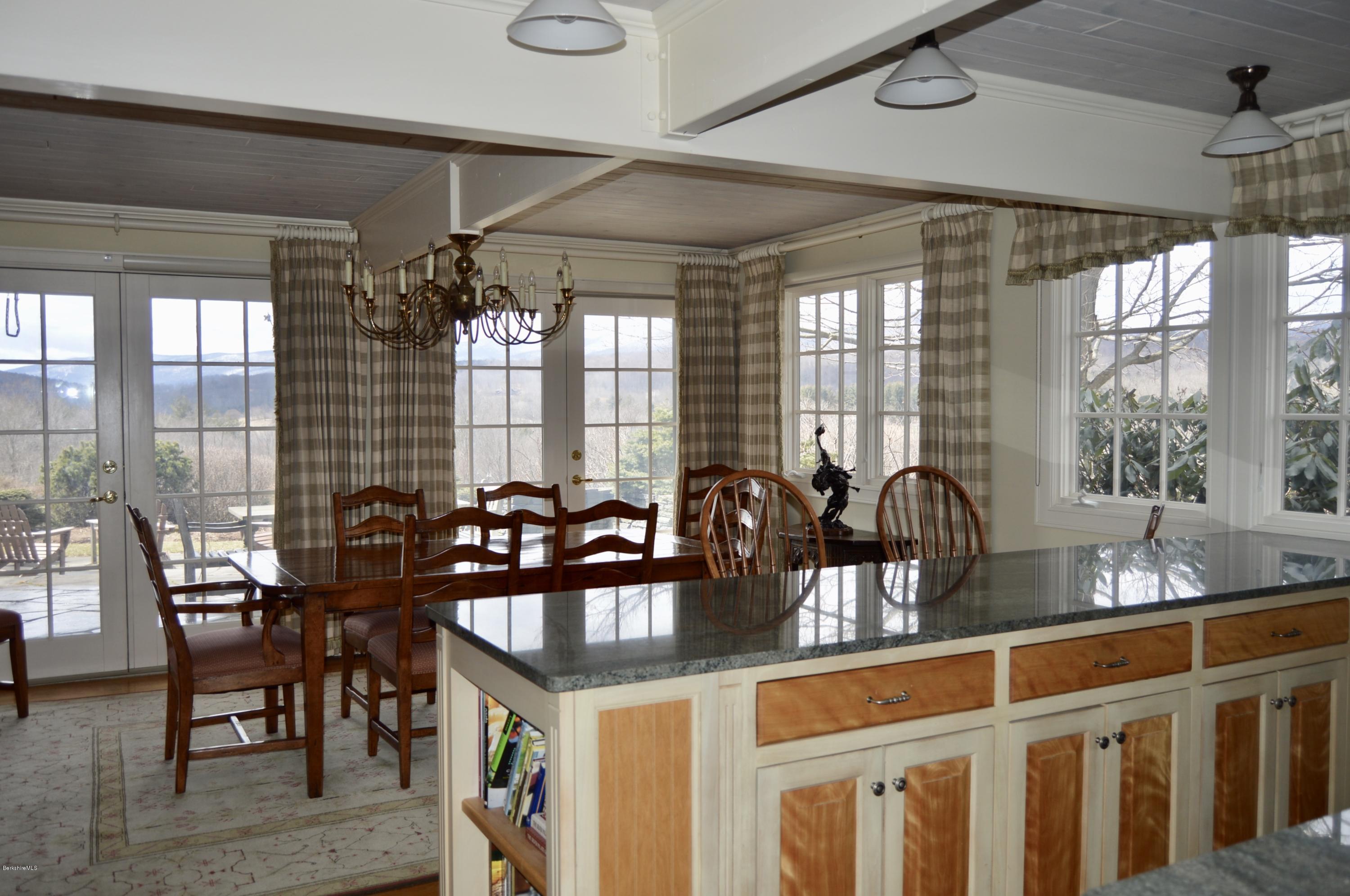 465 Stratton Road Williamstown, MA 01267 - Photo 20 of 66 Dining