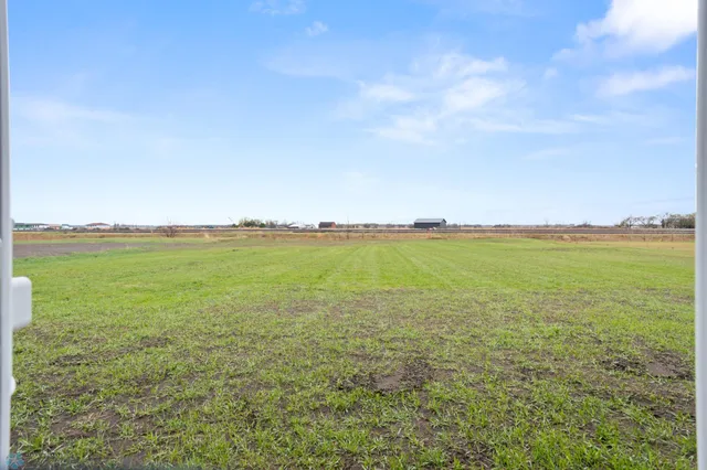 $415,000 | 603 Blaine Street South, Colfax, ND 58018