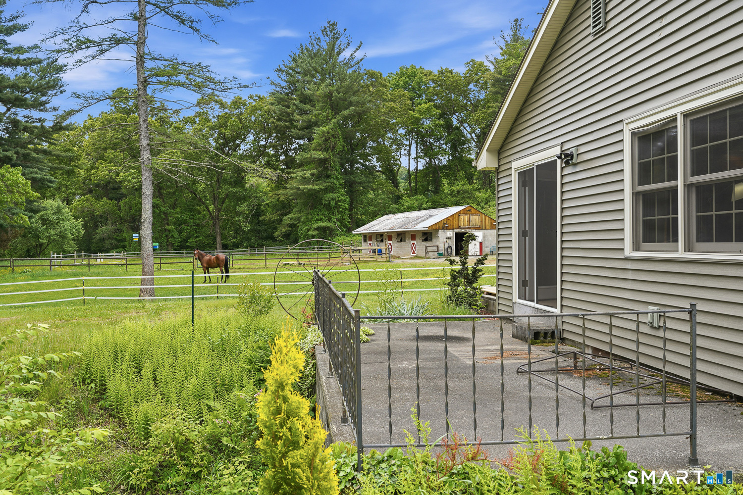 49 Blash Road Thompson, CT 06255 - Photo 5 of 40