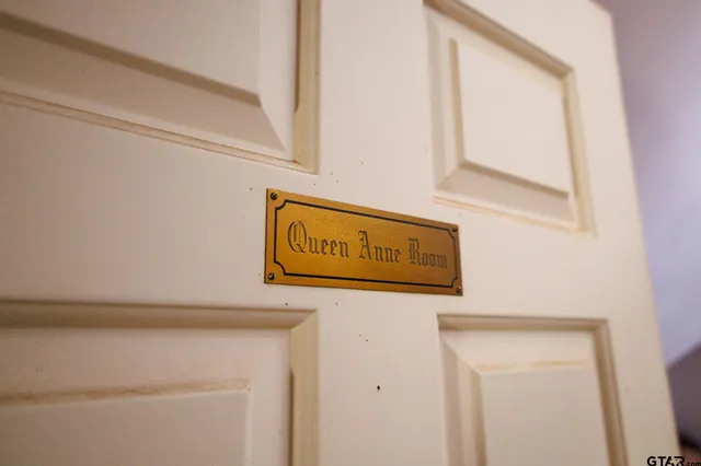 $374,500 | 104 North Tyler Street, Big Sandy, TX 75755