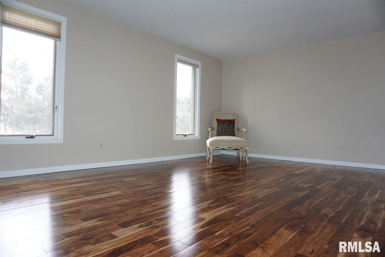 129 West Northgate Road Peoria, IL 61614 - Photo 17 of 29 Gallery Image 17