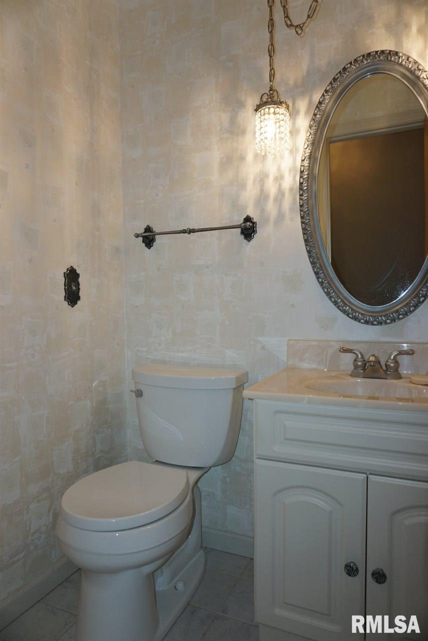 129 West Northgate Road Peoria, IL 61614 - Photo 18 of 29 Gallery Image 18