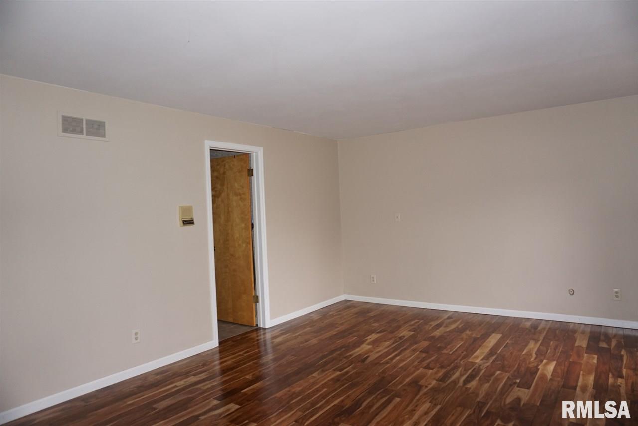 129 West Northgate Road Peoria, IL 61614 - Photo 20 of 29 Gallery Image 20