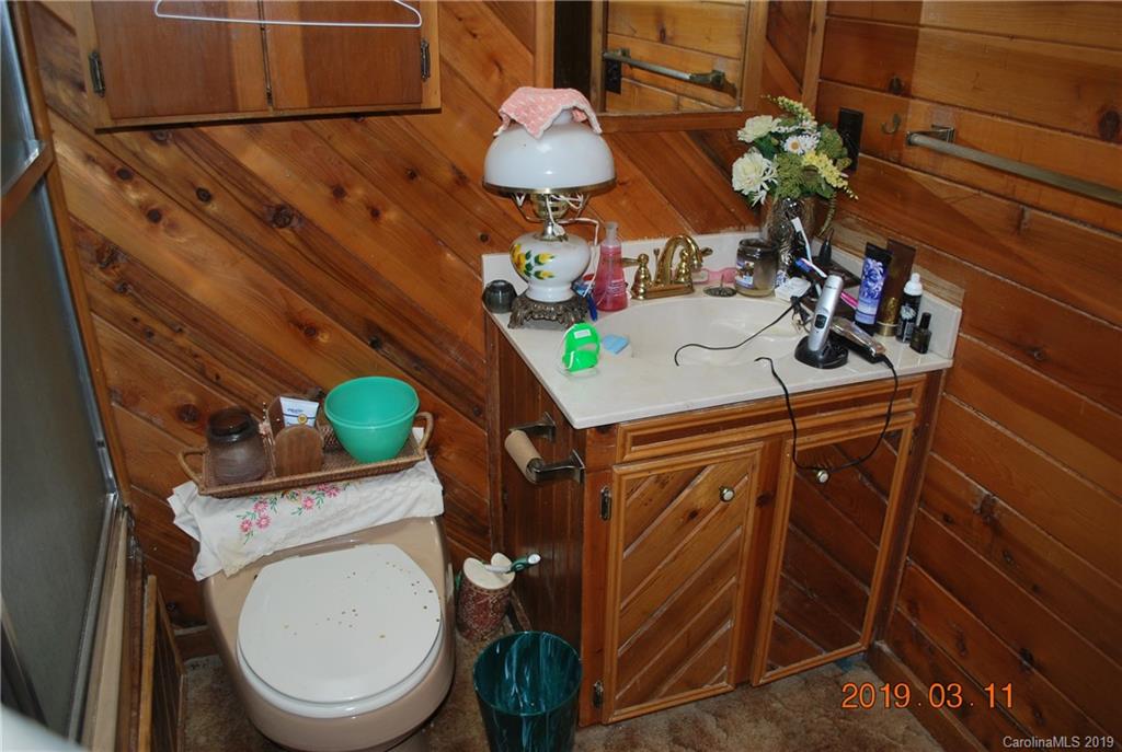322 Gurley Road Marion, NC 28752 - Photo 16 of 35 Gallery Image 16