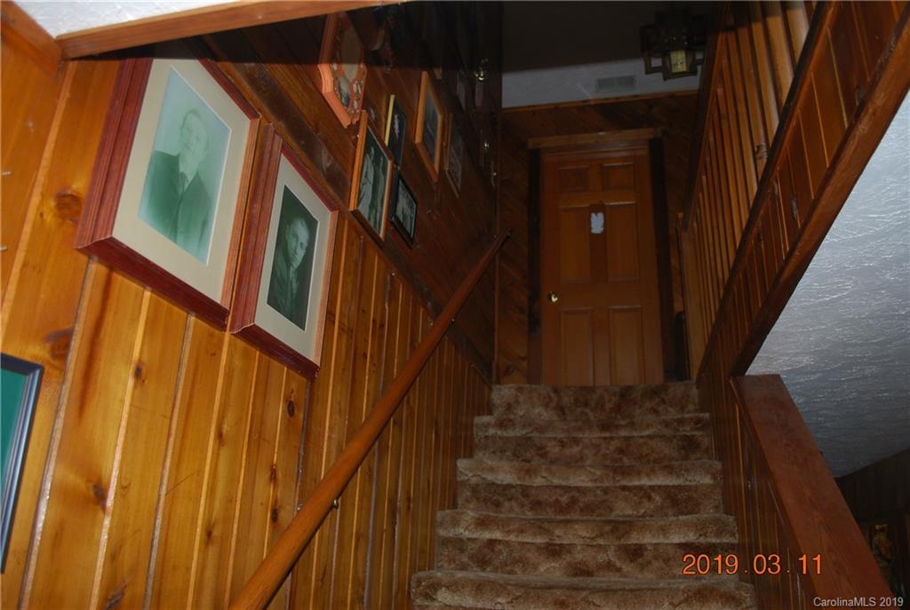 322 Gurley Road Marion, NC 28752 - Photo 17 of 35 Gallery Image 17