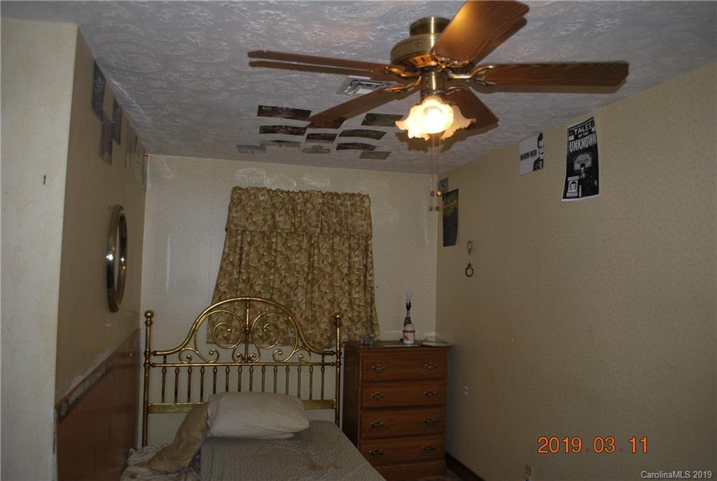 322 Gurley Road Marion, NC 28752 - Photo 19 of 35 Gallery Image 19