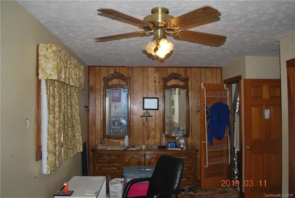 322 Gurley Road Marion, NC 28752 - Photo 20 of 35 Gallery Image 20