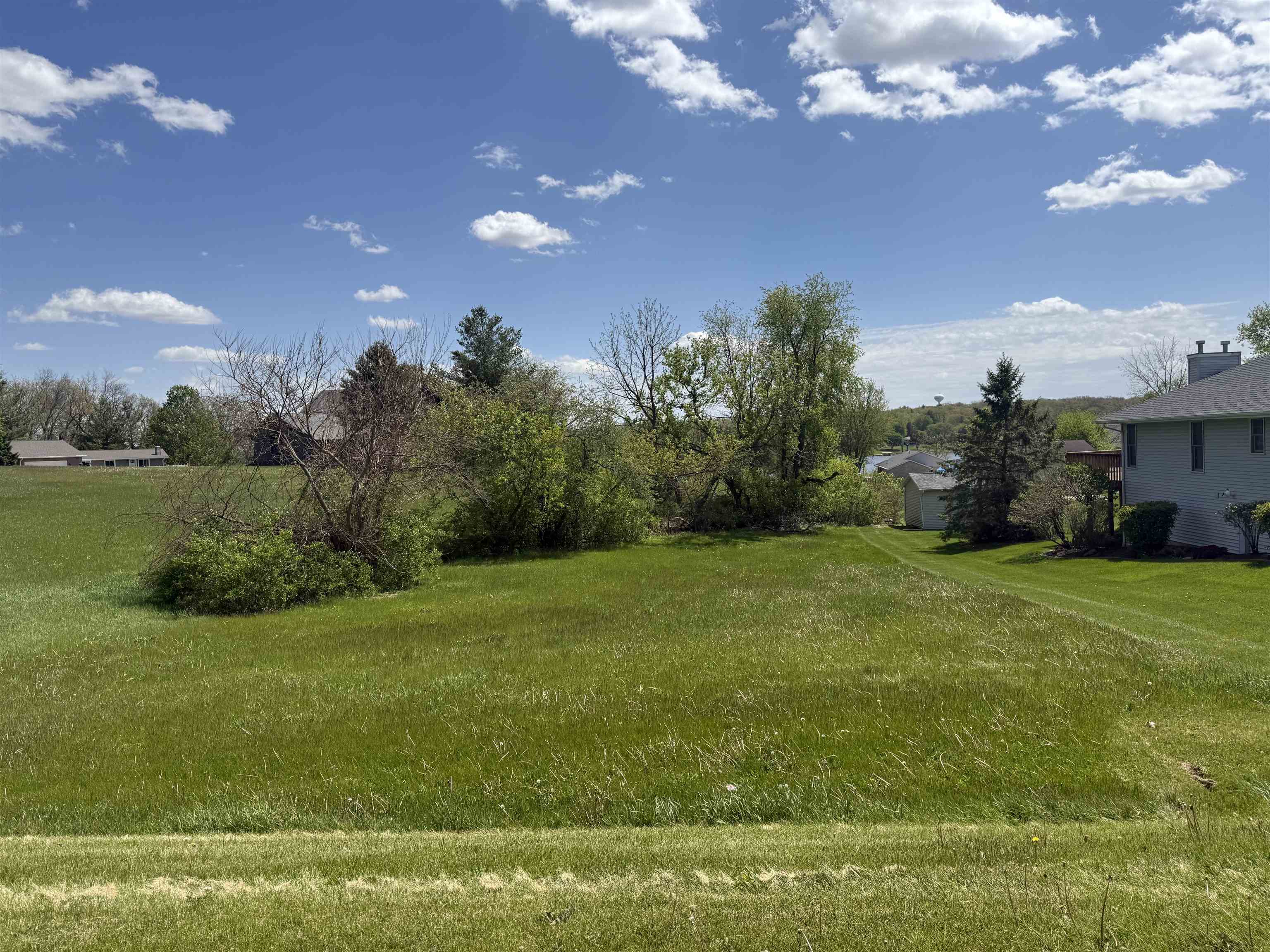 951 Lake Summerset Road Lake Summerset, IL 61019 - Photo 2 of 12 a view of a big yard with a house