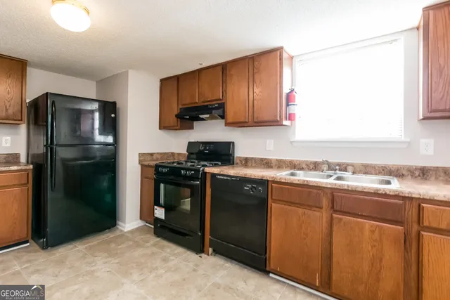 $1,535 | 979 Brandon Hill Way, Jonesboro, GA 30238