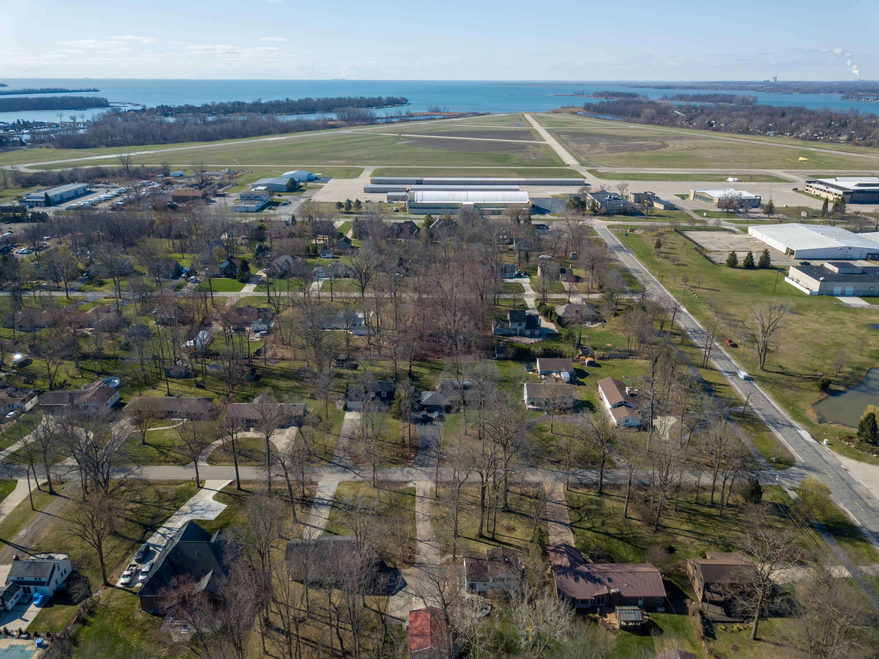 9137 Rucker Road Grosse Ile, MI 48138 - Photo 36 of 41 Good proximity to Islandfest!