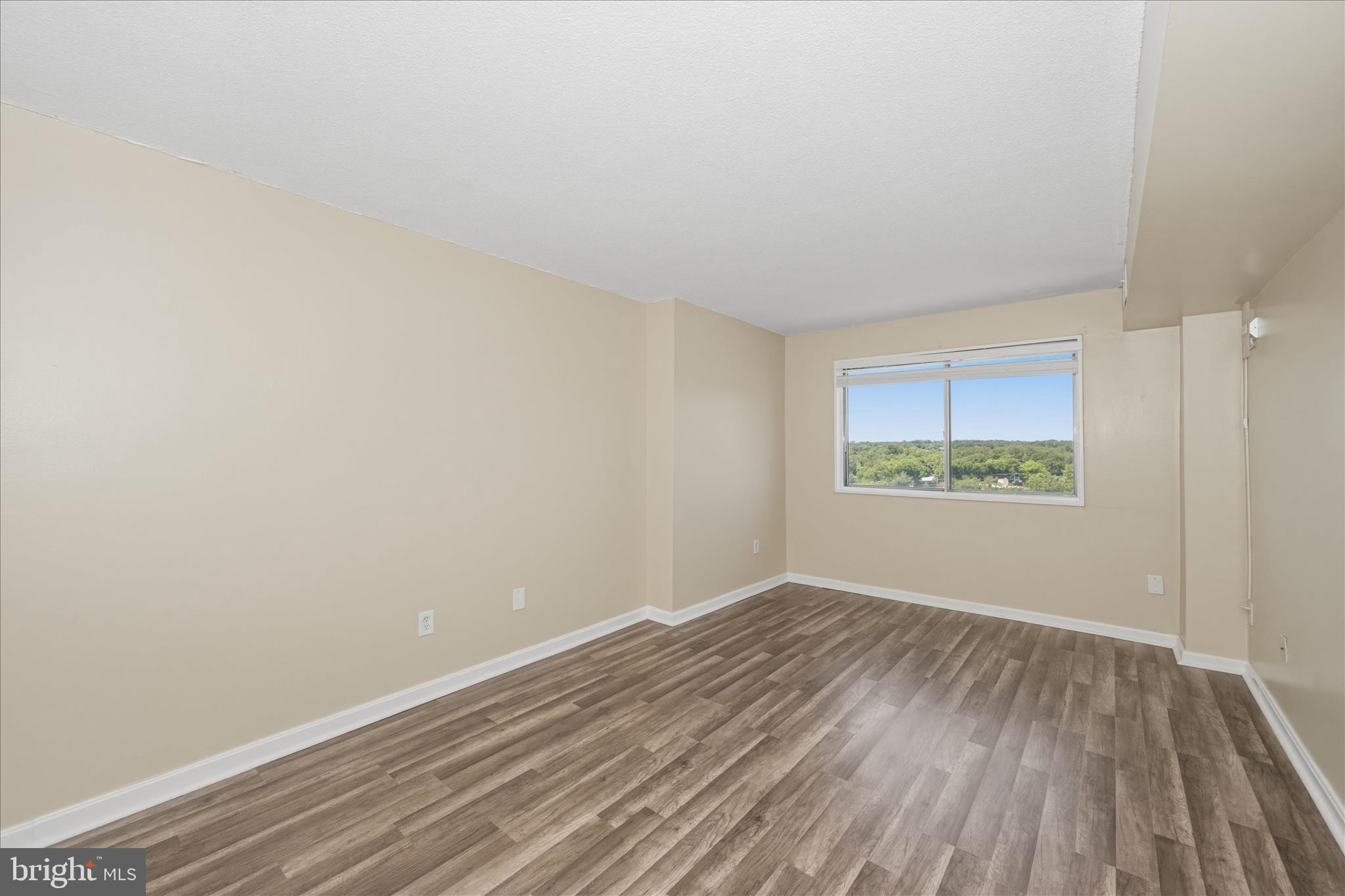 1836 Metzerott Road, Unit 1504 Hyattsville, MD 20783 - Photo 25 of 45 Bedroom