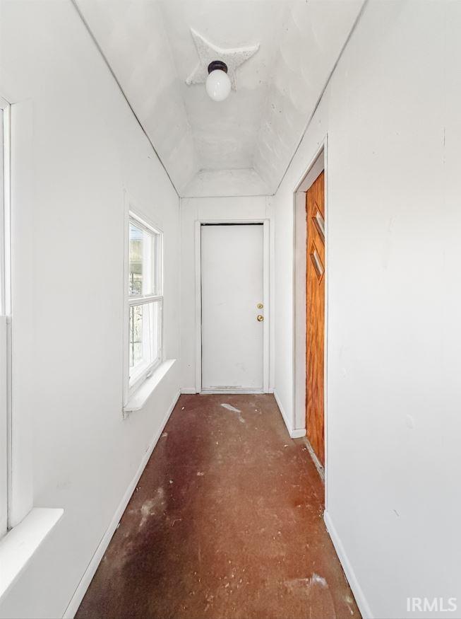 820 East Lewis Street Fort Wayne, IN 46803 - Photo 5 of 36