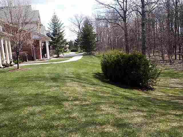 3549 Tremonte Circle Rochester, MI 48306 - Photo 7 of 8 31054748-6.JPG
