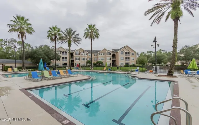 a view of a tennis court