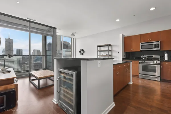 $2,800 | 65 East Monroe Street, Unit 4418, Chicago, IL 60603