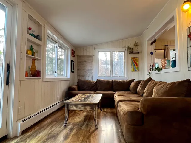 $619,900 | 883 Smead Road, Wardsboro, VT 05360