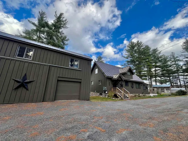 $619,900 | 883 Smead Road, Wardsboro, VT 05360