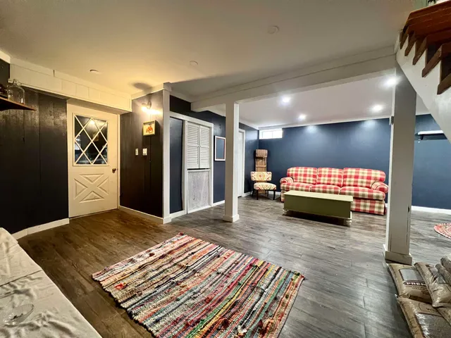 $619,900 | 883 Smead Road, Wardsboro, VT 05360