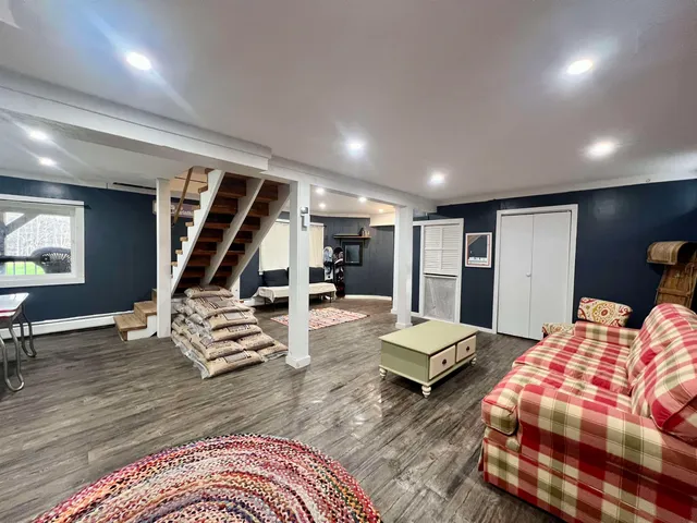 $619,900 | 883 Smead Road, Wardsboro, VT 05360