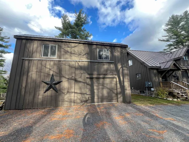 $619,900 | 883 Smead Road, Wardsboro, VT 05360