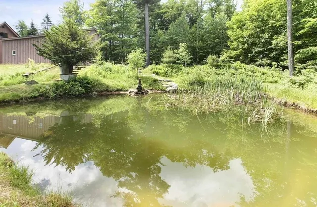 $619,900 | 883 Smead Road, Wardsboro, VT 05360