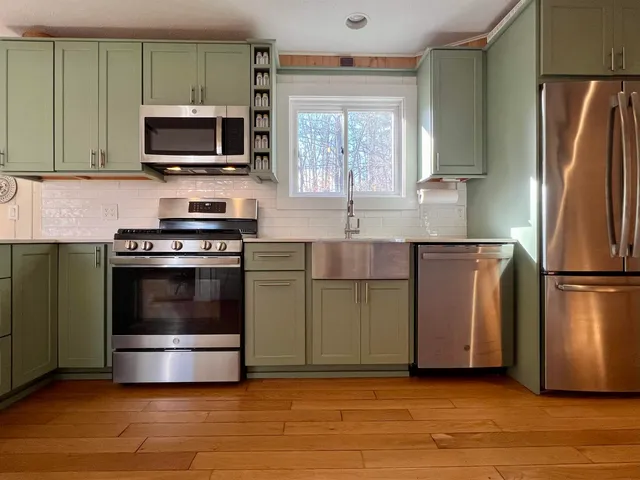 $619,900 | 883 Smead Road, Wardsboro, VT 05360