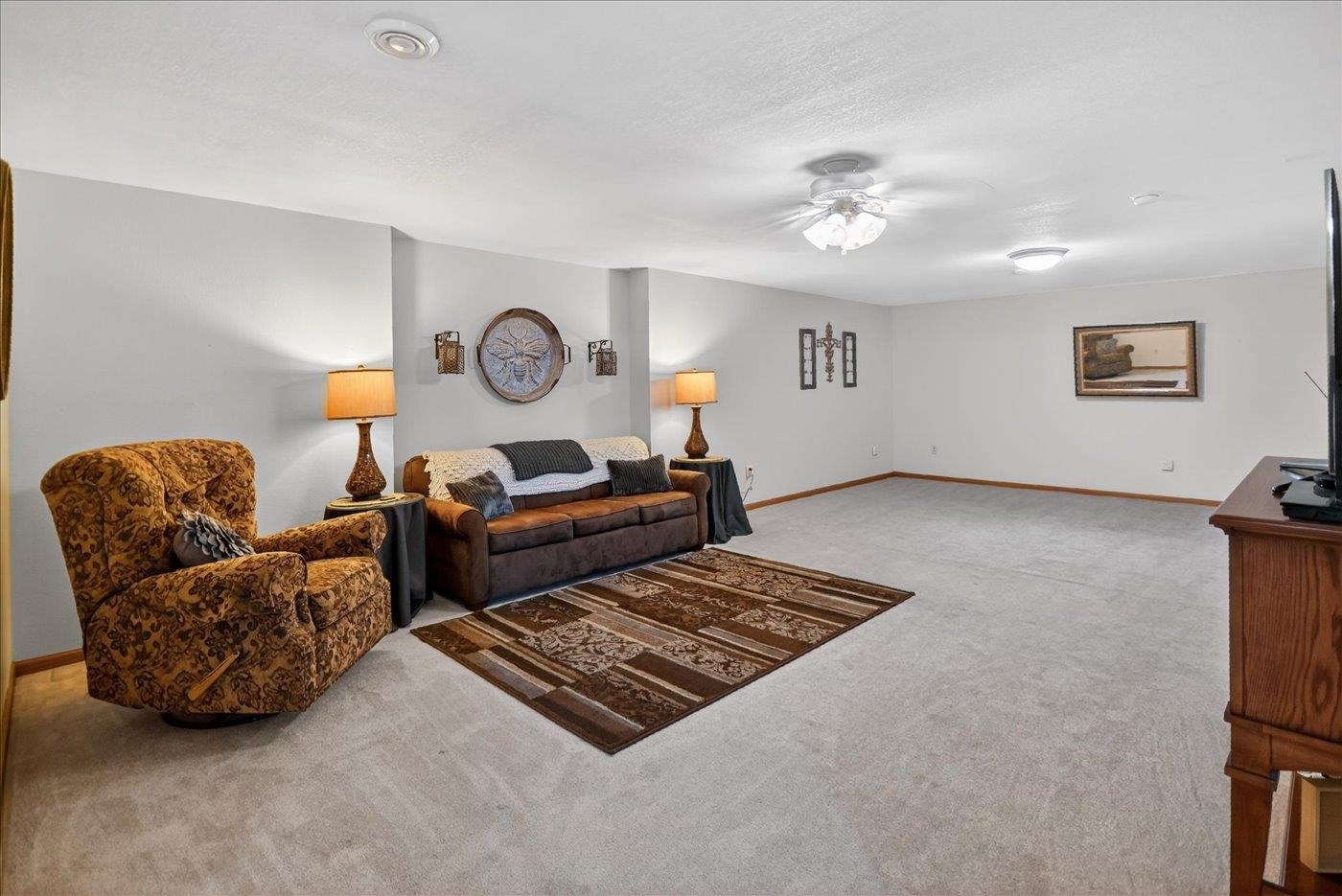 1198 Sawyer Way Sun Prairie, WI 53590 - Photo 51 of 70