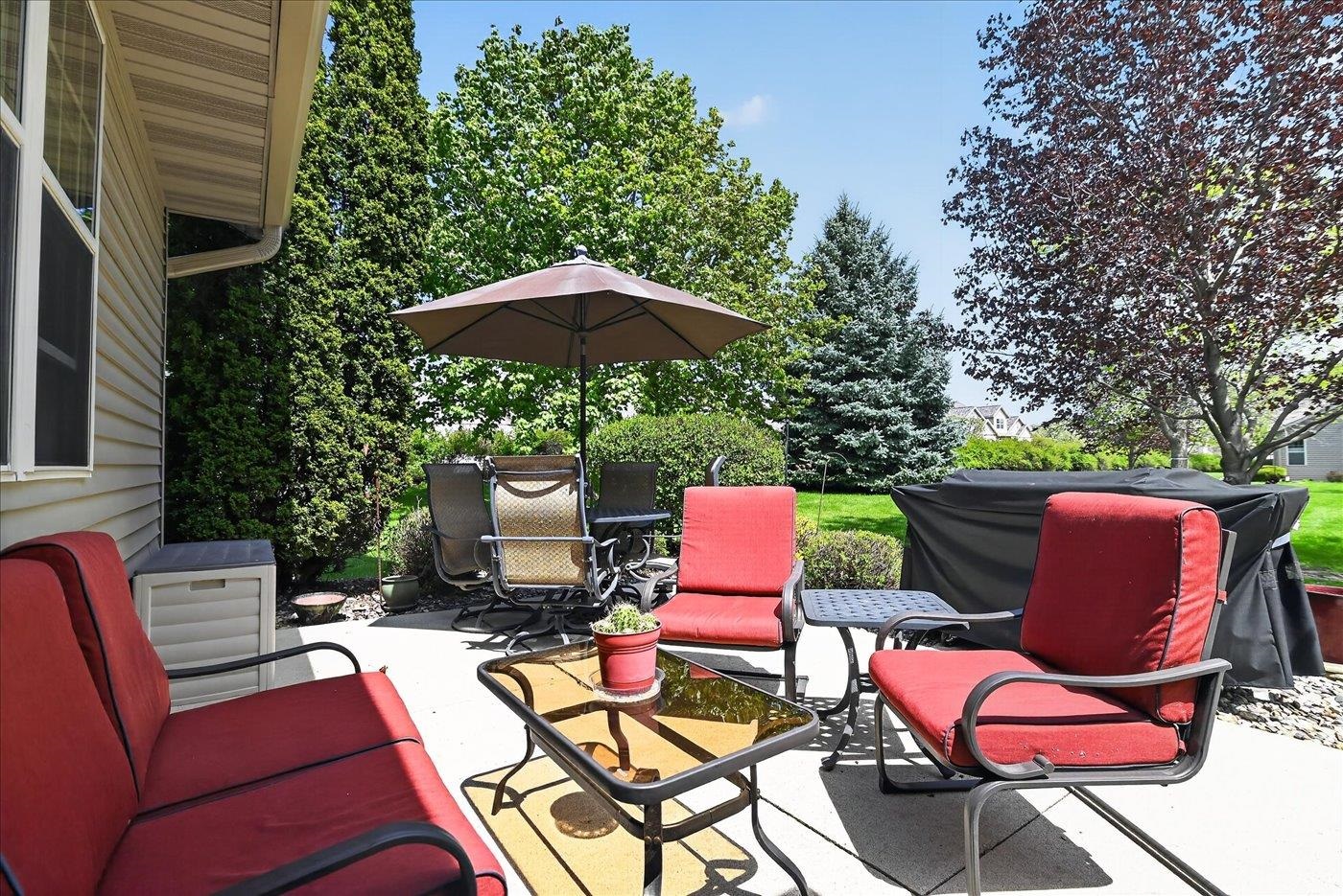 1198 Sawyer Way Sun Prairie, WI 53590 - Photo 6 of 70