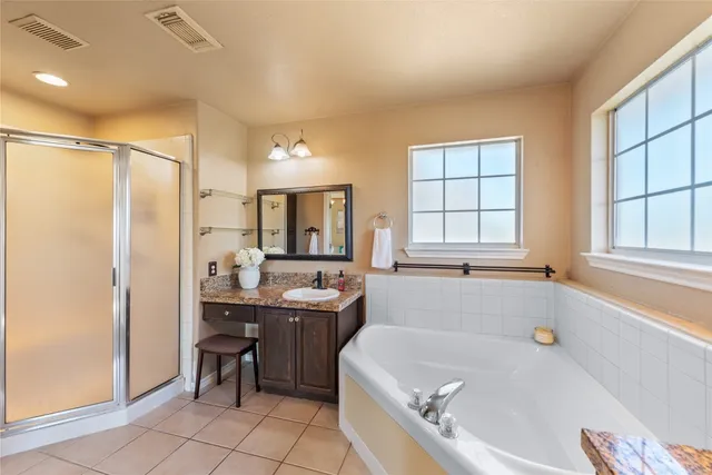 $775,000 | 1021 Canna Lily Circle, Driftwood, TX 78619