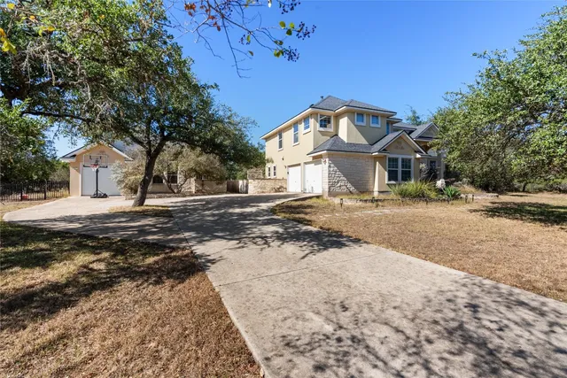 $775,000 | 1021 Canna Lily Circle, Driftwood, TX 78619