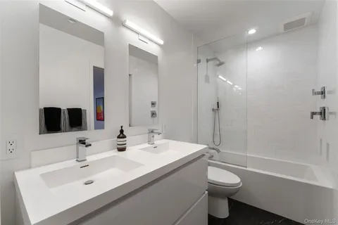 $1,578,000 | 7 Windsong Road, Ardsley, NY 10502