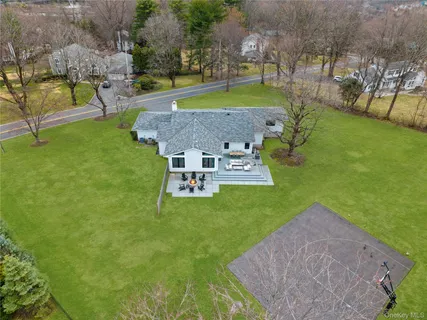 $1,578,000 | 7 Windsong Road, Ardsley, NY 10502