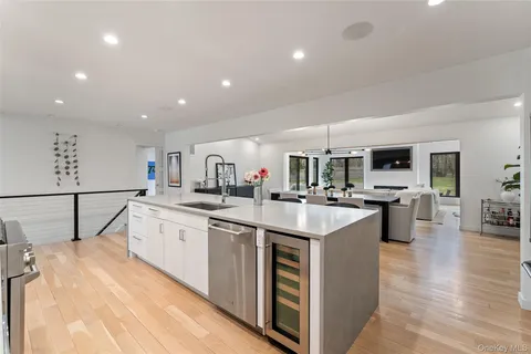 $1,578,000 | 7 Windsong Road, Ardsley, NY 10502