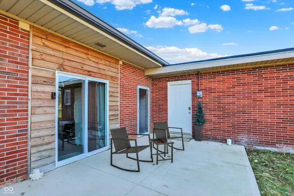 $315,000 | 3811 South Main Street, New Castle, IN 47362