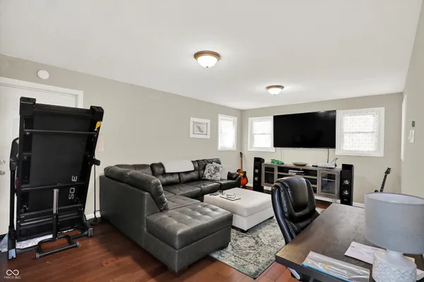 $315,000 | 3811 South Main Street, New Castle, IN 47362