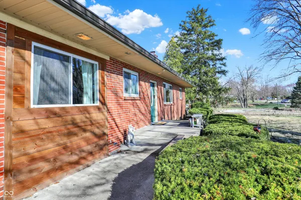 $315,000 | 3811 South Main Street, New Castle, IN 47362