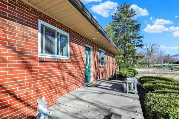 $315,000 | 3811 South Main Street, New Castle, IN 47362